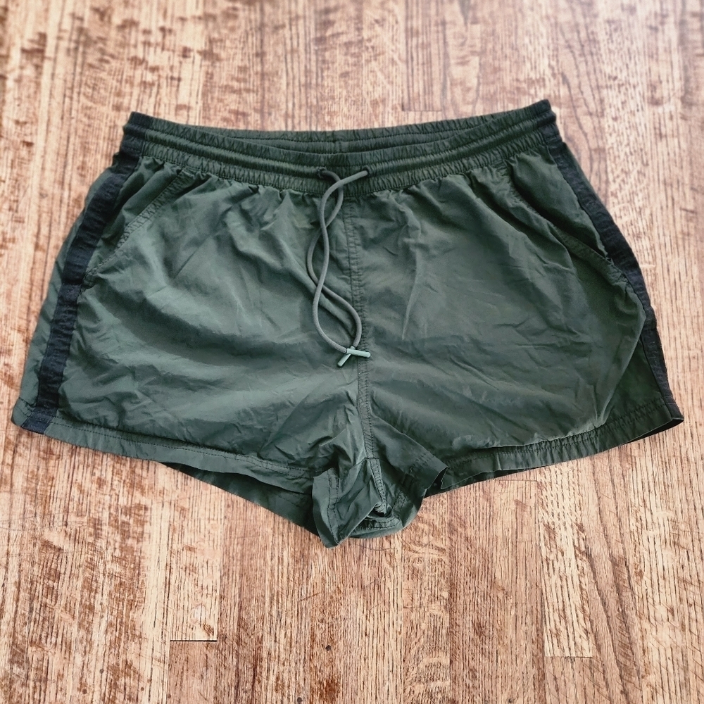 Athleta Expedition Short
